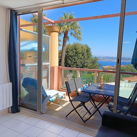 Magnifique Vue Mer Et Piscine - Les Cles De L Esterel تيول سور مير المظهر الخارجي الصورة