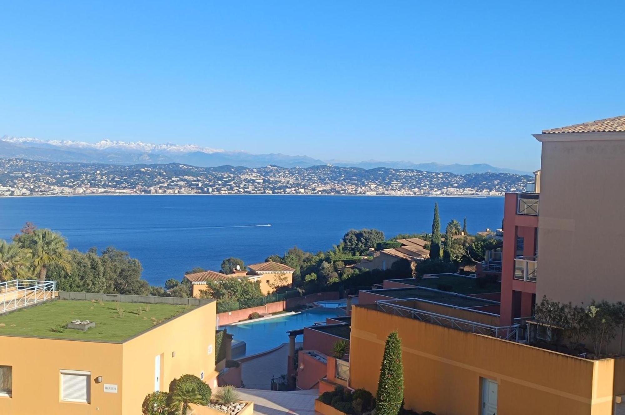 Magnifique Vue Mer Et Piscine - Les Cles De L Esterel تيول سور مير المظهر الخارجي الصورة